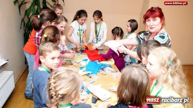 Zdjęcie w galerii na portalu naszraciborz.pl: Raciborska książnica zorganizowała XV Noc z Andersenem wiadomości z regionu