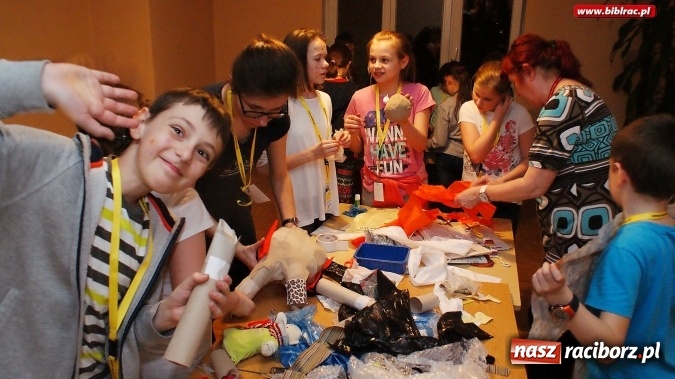 Zdjęcie w galerii na portalu naszraciborz.pl: Raciborska książnica zorganizowała XV Noc z Andersenem wiadomości z regionu