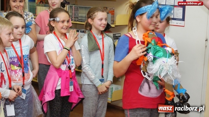 Zdjęcie w galerii na portalu naszraciborz.pl: Raciborska książnica zorganizowała XV Noc z Andersenem wiadomości z regionu