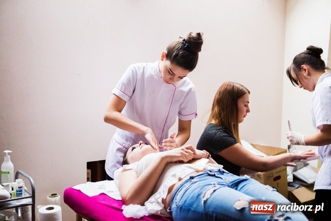 Zdjęcie w galerii na portalu naszraciborz.pl: Raciborskie Dni Urody na Zamku Piastowskim wiadomości z regionu