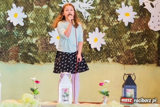 Zdjęcie w galerii na portalu naszraciborz.pl: Piosenki religijne w Borucinie po raz szósty wiadomości z regionu