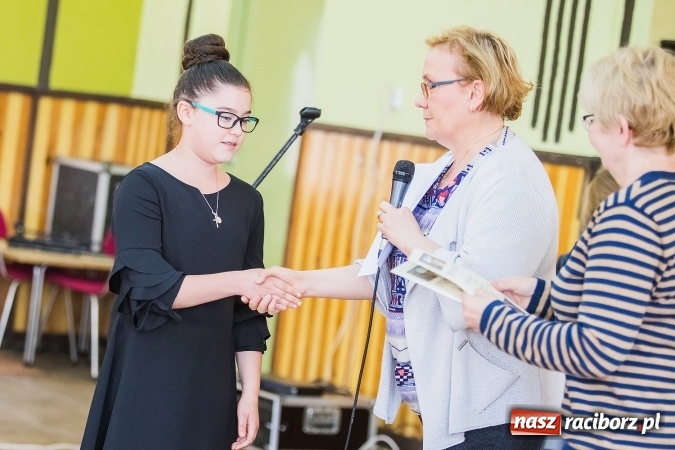 Zdjęcie w galerii na portalu naszraciborz.pl: Piosenki religijne w Borucinie po raz szósty wiadomości z regionu