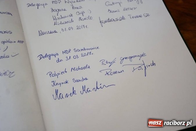 Zdjęcie w galerii na portalu naszraciborz.pl: Młodzieżowa Drużyna Pożarnicza przy OSP w Samborowicach na spotkaniu laureatów w Warszawie wiadomości z regionu