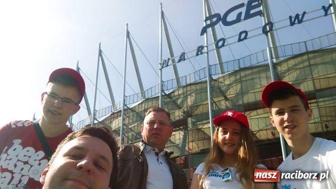 Zdjęcie w galerii na portalu naszraciborz.pl: Młodzieżowa Drużyna Pożarnicza przy OSP w Samborowicach na spotkaniu laureatów w Warszawie wiadomości z regionu