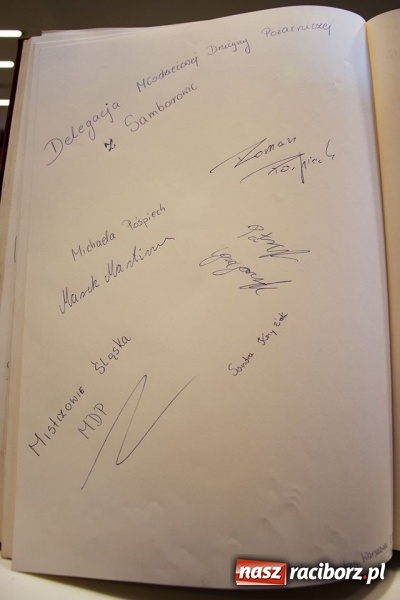 Zdjęcie w galerii na portalu naszraciborz.pl: Młodzieżowa Drużyna Pożarnicza przy OSP w Samborowicach na spotkaniu laureatów w Warszawie wiadomości z regionu