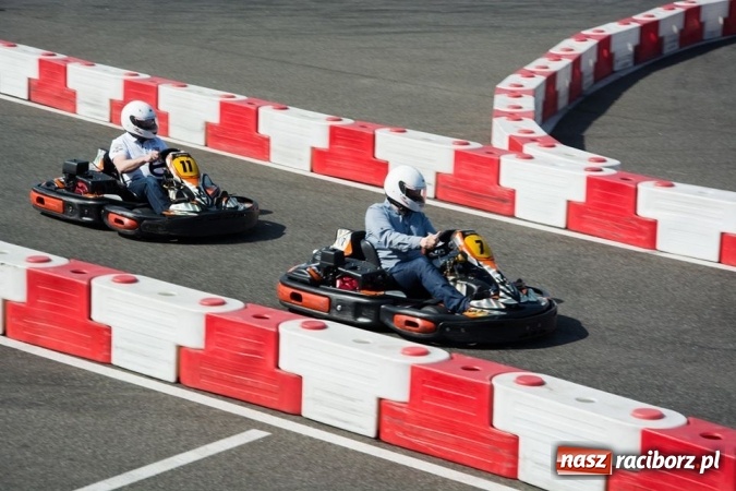 Zdjęcie w galerii na portalu naszraciborz.pl: Młodzieżowa Drużyna Pożarnicza przy OSP w Samborowicach na spotkaniu laureatów w Warszawie wiadomości z regionu