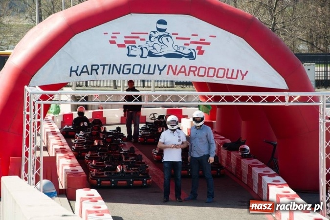 Zdjęcie w galerii na portalu naszraciborz.pl: Młodzieżowa Drużyna Pożarnicza przy OSP w Samborowicach na spotkaniu laureatów w Warszawie wiadomości z regionu