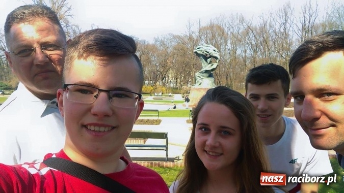 Zdjęcie w galerii na portalu naszraciborz.pl: Młodzieżowa Drużyna Pożarnicza przy OSP w Samborowicach na spotkaniu laureatów w Warszawie wiadomości z regionu