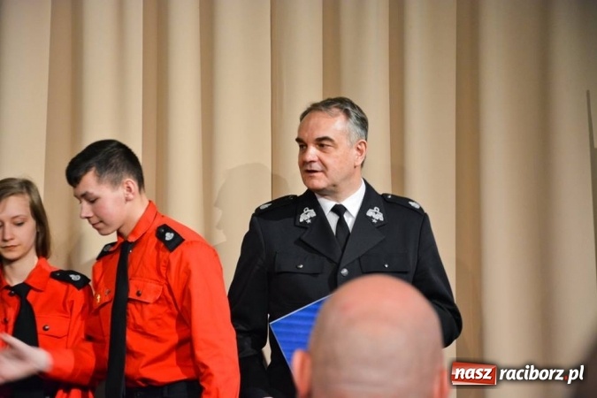 Zdjęcie w galerii na portalu naszraciborz.pl: Młodzieżowa Drużyna Pożarnicza przy OSP w Samborowicach na spotkaniu laureatów w Warszawie wiadomości z regionu