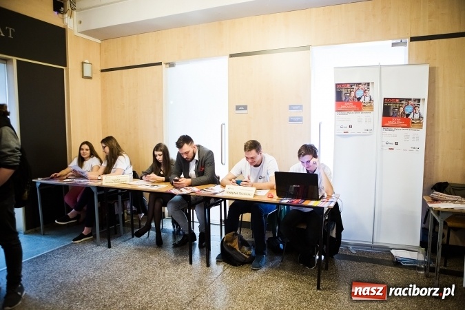 Zdjęcie w galerii na portalu naszraciborz.pl: Warto studiować w Raciborzu, czyli Dzień Otwarty w PWSZ wiadomości z regionu