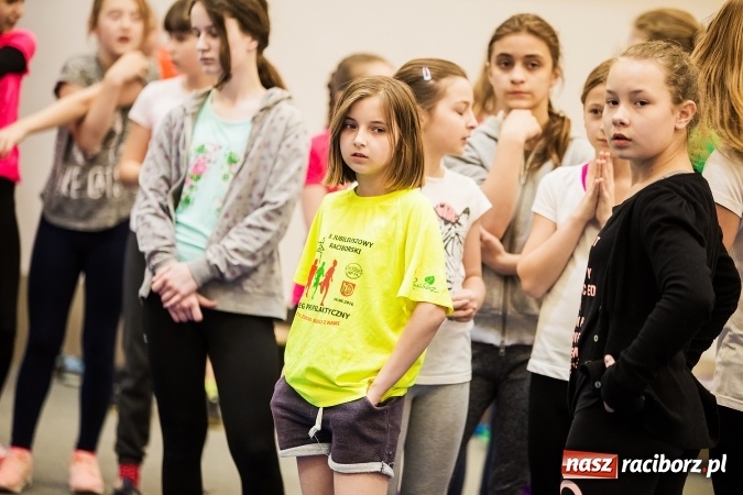 Zdjęcie w galerii na portalu naszraciborz.pl: Halowe Mistrzostwa Raciborza i Powiatu Raciborskiego w Lekkiej Atletyce wiadomości z regionu