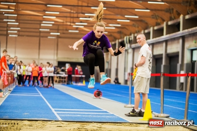 Zdjęcie w galerii na portalu naszraciborz.pl: Halowe Mistrzostwa Raciborza i Powiatu Raciborskiego w Lekkiej Atletyce wiadomości z regionu