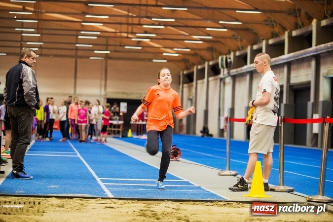 Zdjęcie w galerii na portalu naszraciborz.pl: Halowe Mistrzostwa Raciborza i Powiatu Raciborskiego w Lekkiej Atletyce wiadomości z regionu