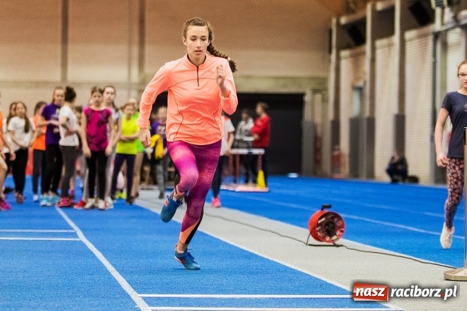 Zdjęcie w galerii na portalu naszraciborz.pl: Halowe Mistrzostwa Raciborza i Powiatu Raciborskiego w Lekkiej Atletyce wiadomości z regionu