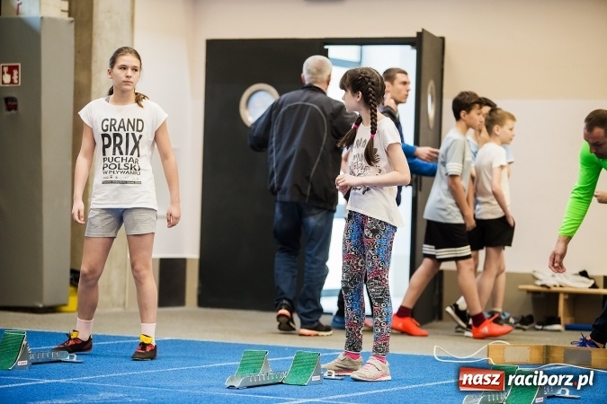 Zdjęcie w galerii na portalu naszraciborz.pl: Halowe Mistrzostwa Raciborza i Powiatu Raciborskiego w Lekkiej Atletyce wiadomości z regionu