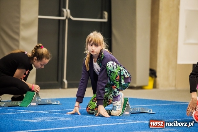 Zdjęcie w galerii na portalu naszraciborz.pl: Halowe Mistrzostwa Raciborza i Powiatu Raciborskiego w Lekkiej Atletyce wiadomości z regionu