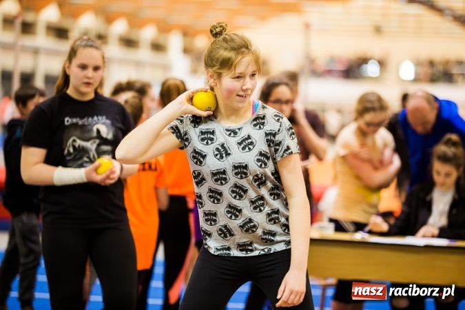Zdjęcie w galerii na portalu naszraciborz.pl: Halowe Mistrzostwa Raciborza i Powiatu Raciborskiego w Lekkiej Atletyce wiadomości z regionu