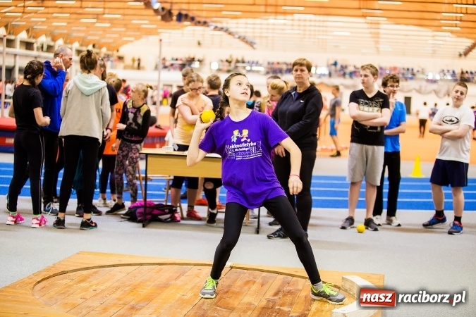Zdjęcie w galerii na portalu naszraciborz.pl: Halowe Mistrzostwa Raciborza i Powiatu Raciborskiego w Lekkiej Atletyce wiadomości z regionu