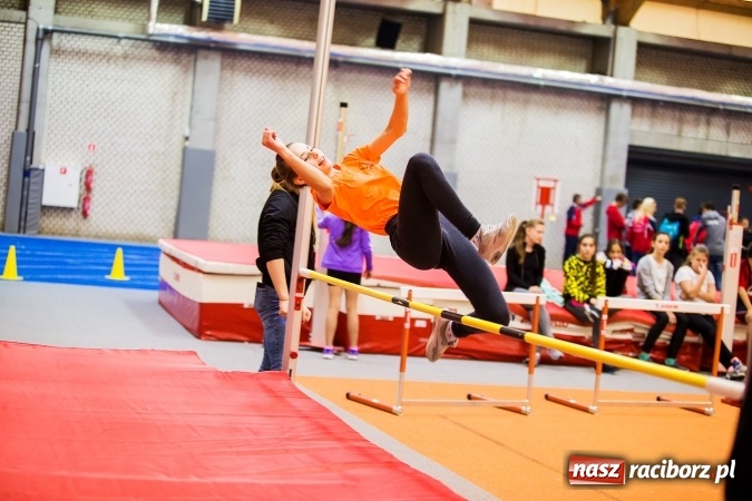 Zdjęcie w galerii na portalu naszraciborz.pl: Halowe Mistrzostwa Raciborza i Powiatu Raciborskiego w Lekkiej Atletyce wiadomości z regionu