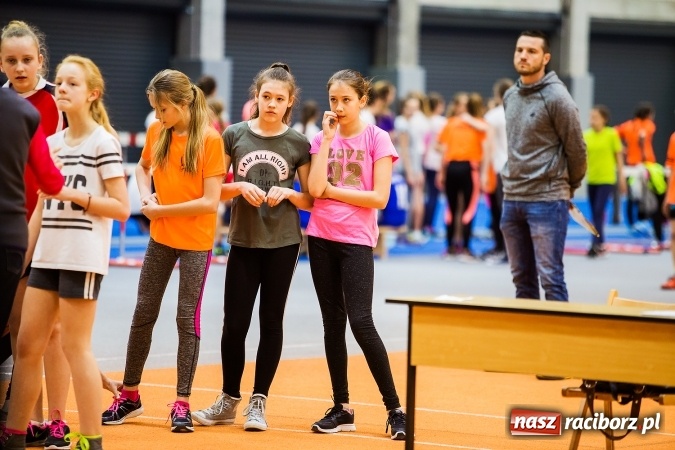 Zdjęcie w galerii na portalu naszraciborz.pl: Halowe Mistrzostwa Raciborza i Powiatu Raciborskiego w Lekkiej Atletyce wiadomości z regionu