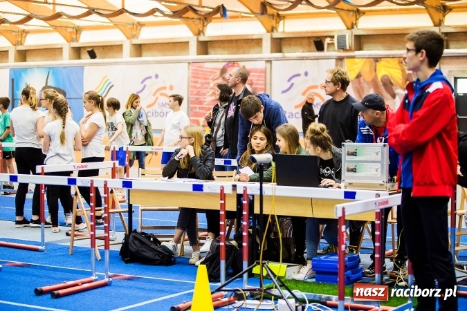 Zdjęcie w galerii na portalu naszraciborz.pl: Halowe Mistrzostwa Raciborza i Powiatu Raciborskiego w Lekkiej Atletyce wiadomości z regionu
