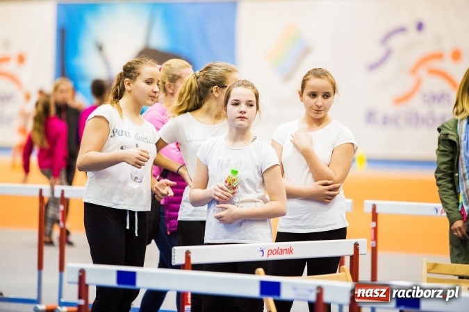 Zdjęcie w galerii na portalu naszraciborz.pl: Halowe Mistrzostwa Raciborza i Powiatu Raciborskiego w Lekkiej Atletyce wiadomości z regionu
