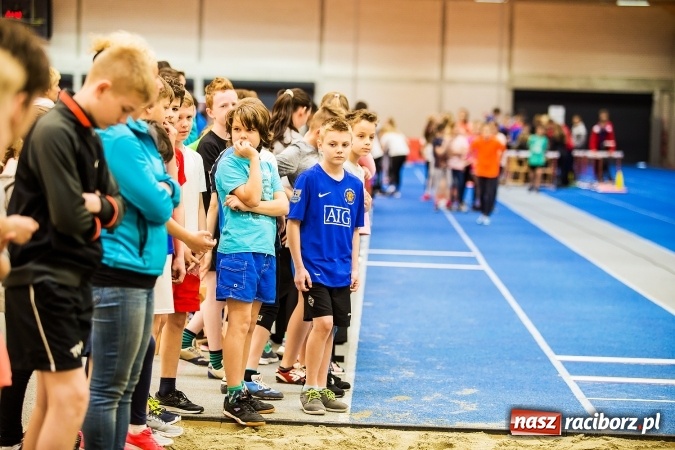 Zdjęcie w galerii na portalu naszraciborz.pl: Halowe Mistrzostwa Raciborza i Powiatu Raciborskiego w Lekkiej Atletyce wiadomości z regionu