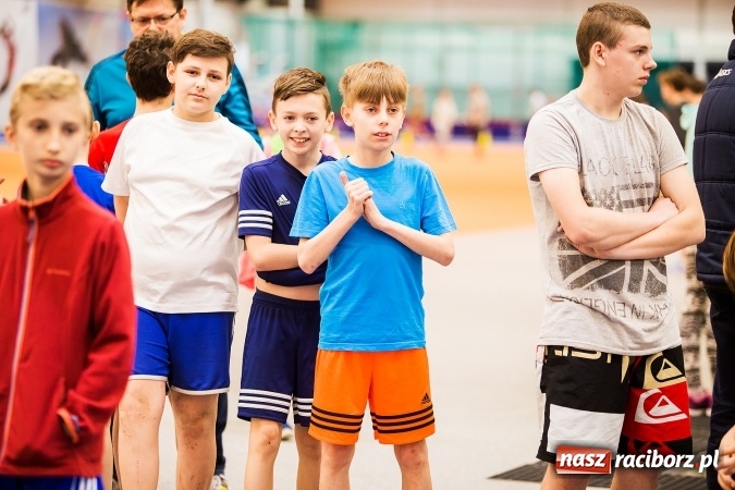 Zdjęcie w galerii na portalu naszraciborz.pl: Halowe Mistrzostwa Raciborza i Powiatu Raciborskiego w Lekkiej Atletyce wiadomości z regionu