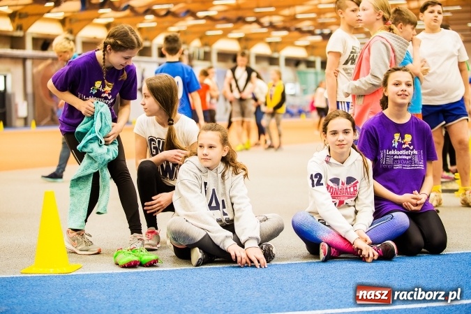 Zdjęcie w galerii na portalu naszraciborz.pl: Halowe Mistrzostwa Raciborza i Powiatu Raciborskiego w Lekkiej Atletyce wiadomości z regionu