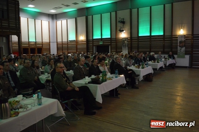 Zdjęcie w galerii na portalu naszraciborz.pl: Harcerskie wyr&oacute;żnienie dla prezesa WFOŚiGW Andrzeja Pilota wiadomości z regionu