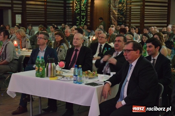 Zdjęcie w galerii na portalu naszraciborz.pl: Harcerskie wyr&oacute;żnienie dla prezesa WFOŚiGW Andrzeja Pilota wiadomości z regionu