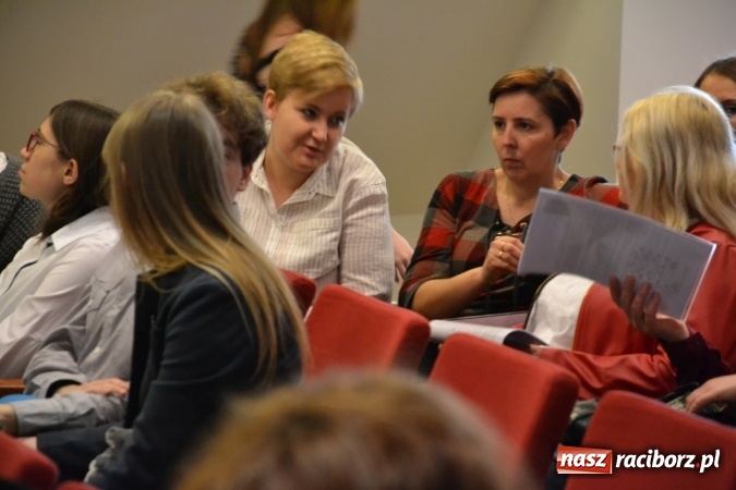 Zdjęcie w galerii na portalu naszraciborz.pl: Mocni Razem - konferencja na Zamku Piastowskim  wiadomości z regionu