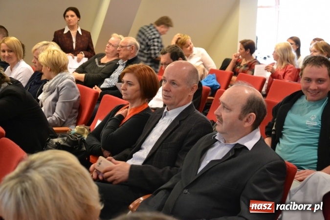 Zdjęcie w galerii na portalu naszraciborz.pl: Mocni Razem - konferencja na Zamku Piastowskim  wiadomości z regionu