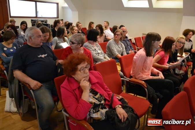 Zdjęcie w galerii na portalu naszraciborz.pl: Mocni Razem - konferencja na Zamku Piastowskim  wiadomości z regionu