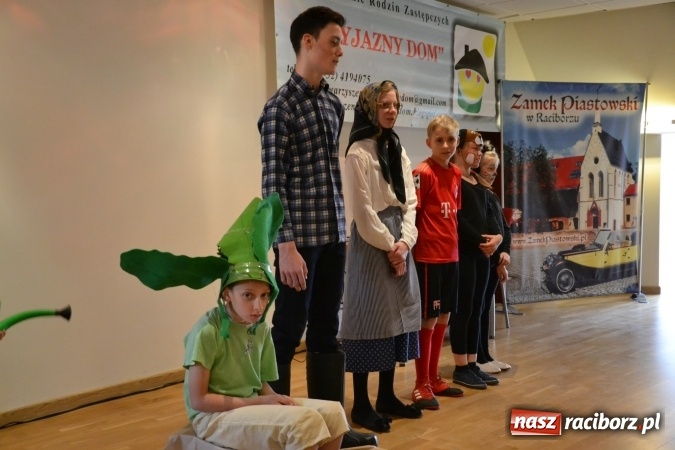 Zdjęcie w galerii na portalu naszraciborz.pl: Mocni Razem - konferencja na Zamku Piastowskim  wiadomości z regionu