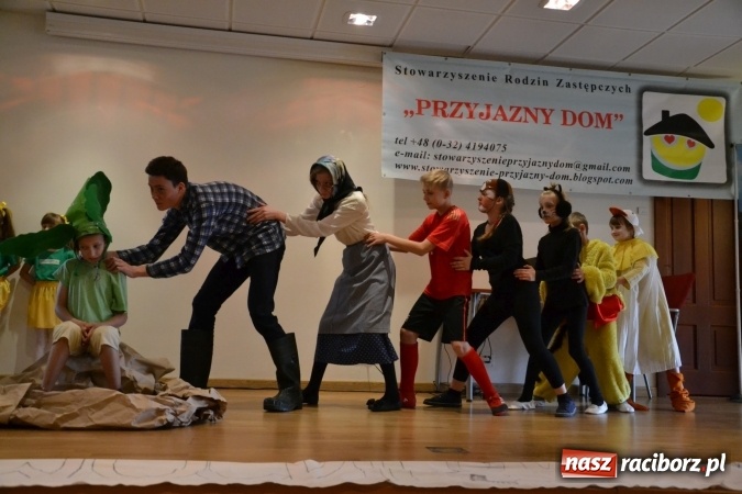 Zdjęcie w galerii na portalu naszraciborz.pl: Mocni Razem - konferencja na Zamku Piastowskim  wiadomości z regionu