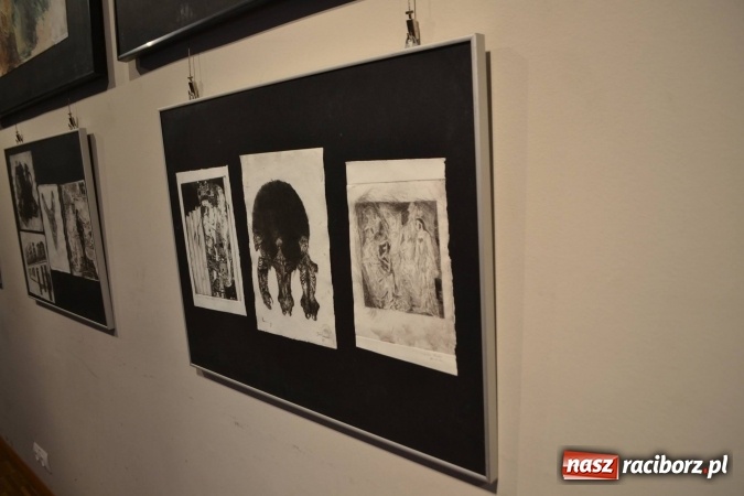 Zdjęcie w galerii na portalu naszraciborz.pl: Prace uczniów raciborskiego Liceum Plastycznego można oglądać w Kuźni Raciborskiej  wiadomości z regionu