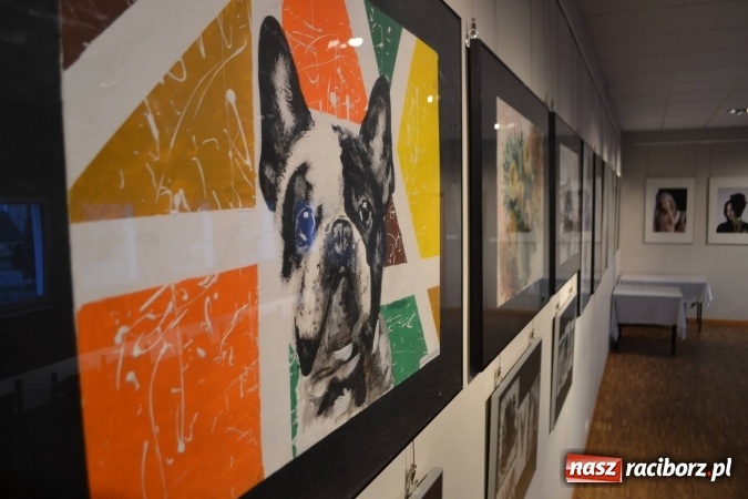 Zdjęcie w galerii na portalu naszraciborz.pl: Prace uczniów raciborskiego Liceum Plastycznego można oglądać w Kuźni Raciborskiej  wiadomości z regionu