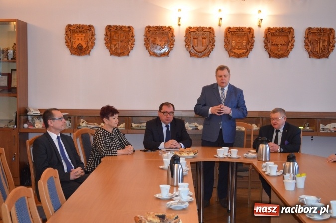 Zdjęcie w galerii na portalu naszraciborz.pl: Spotkanie z proboszczami powiatu gliwickiego  wiadomości z regionu