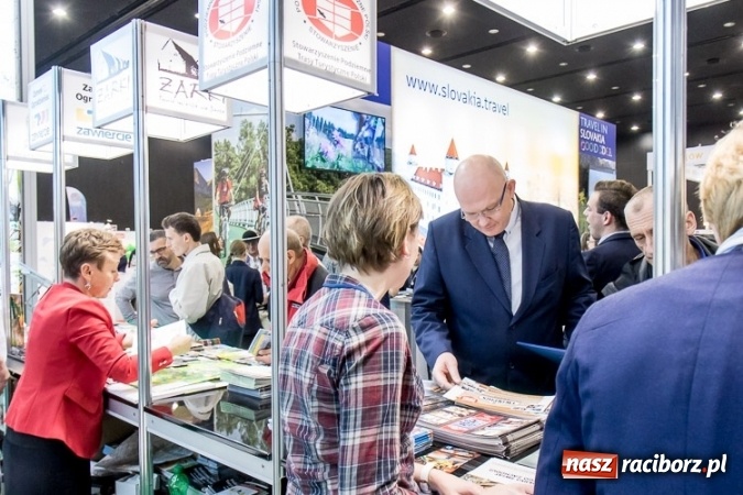 Zdjęcie w galerii na portalu naszraciborz.pl: Sukces raciborskich wydawnictw promocyjnych na Międzynarodowych Targach Turystyki, Spa, Sprzętu Turystycznego i Żeglarskiego GLOBalnie 2017  wiadomości z regionu