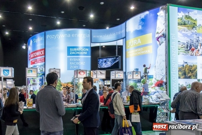 Zdjęcie w galerii na portalu naszraciborz.pl: Sukces raciborskich wydawnictw promocyjnych na Międzynarodowych Targach Turystyki, Spa, Sprzętu Turystycznego i Żeglarskiego GLOBalnie 2017  wiadomości z regionu