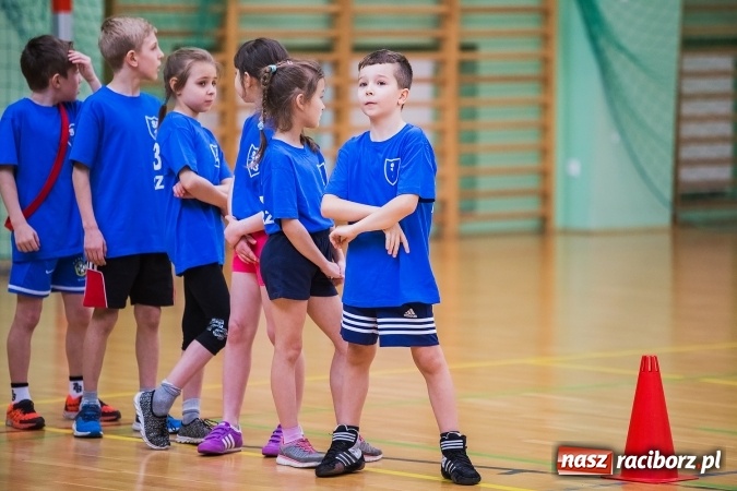Zdjęcie w galerii na portalu naszraciborz.pl: Turniej Gier i Zabaw w Arenie Rafako wiadomości z regionu