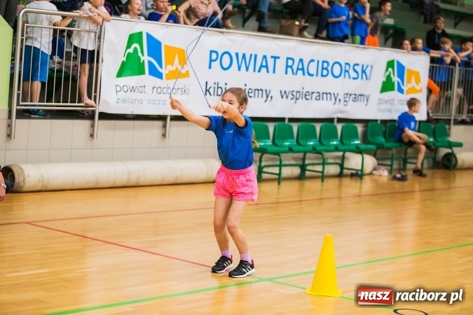 Zdjęcie w galerii na portalu naszraciborz.pl: Turniej Gier i Zabaw w Arenie Rafako wiadomości z regionu
