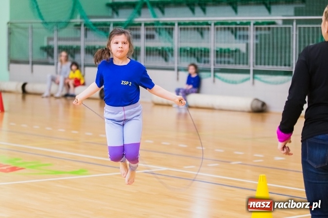 Zdjęcie w galerii na portalu naszraciborz.pl: Turniej Gier i Zabaw w Arenie Rafako wiadomości z regionu