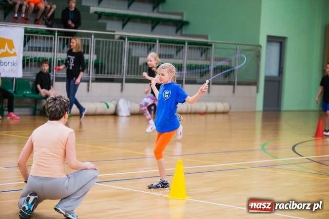 Zdjęcie w galerii na portalu naszraciborz.pl: Turniej Gier i Zabaw w Arenie Rafako wiadomości z regionu