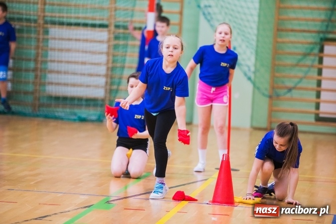 Zdjęcie w galerii na portalu naszraciborz.pl: Turniej Gier i Zabaw w Arenie Rafako wiadomości z regionu