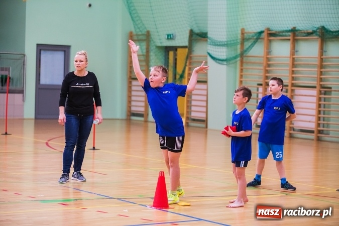 Zdjęcie w galerii na portalu naszraciborz.pl: Turniej Gier i Zabaw w Arenie Rafako wiadomości z regionu