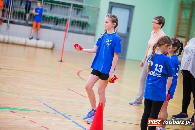 Zdjęcie w galerii na portalu naszraciborz.pl: Turniej Gier i Zabaw w Arenie Rafako wiadomości z regionu