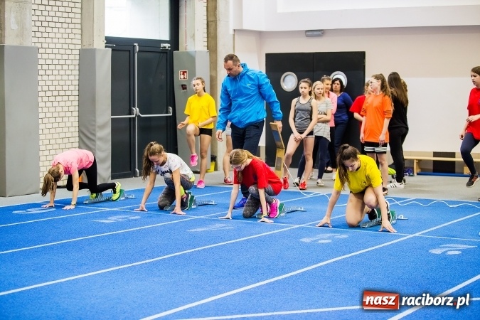 Zdjęcie w galerii na portalu naszraciborz.pl: Drugi dzień Halowych Mistrzostw Raciborza w Lekkiej Atletyce wiadomości z regionu