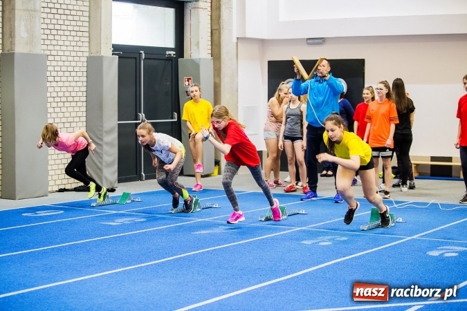 Zdjęcie w galerii na portalu naszraciborz.pl: Drugi dzień Halowych Mistrzostw Raciborza w Lekkiej Atletyce wiadomości z regionu